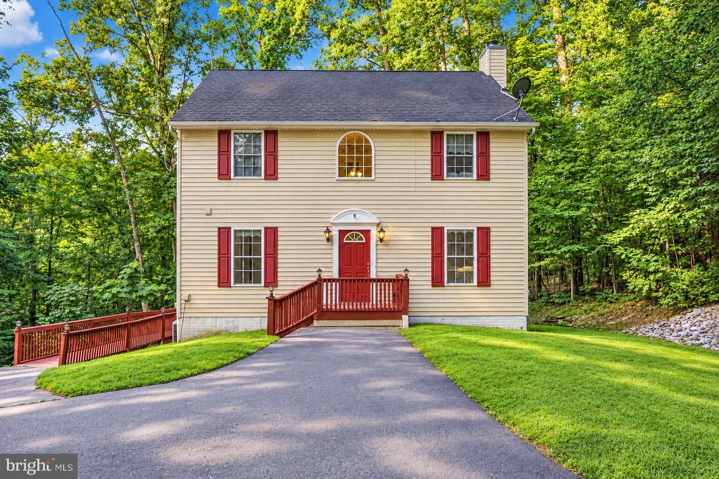 Property Photo:  68 View Drive  VA 22630 
