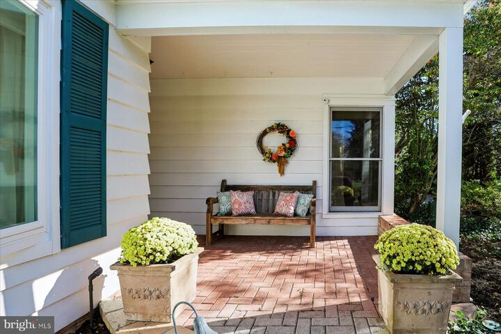 Property Photo:  551 Brentwater Road  PA 17011 