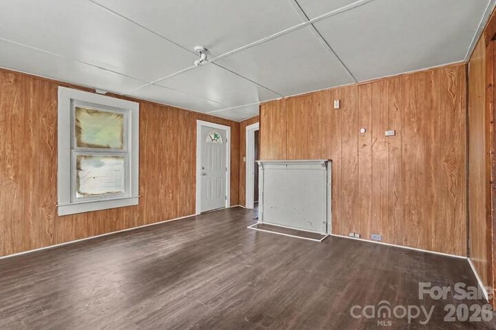 Property Photo: 11 Circle Street SC 29055