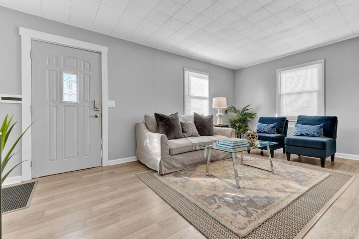 Property Photo:  6214 Elbrook Avenue  OH 45208 