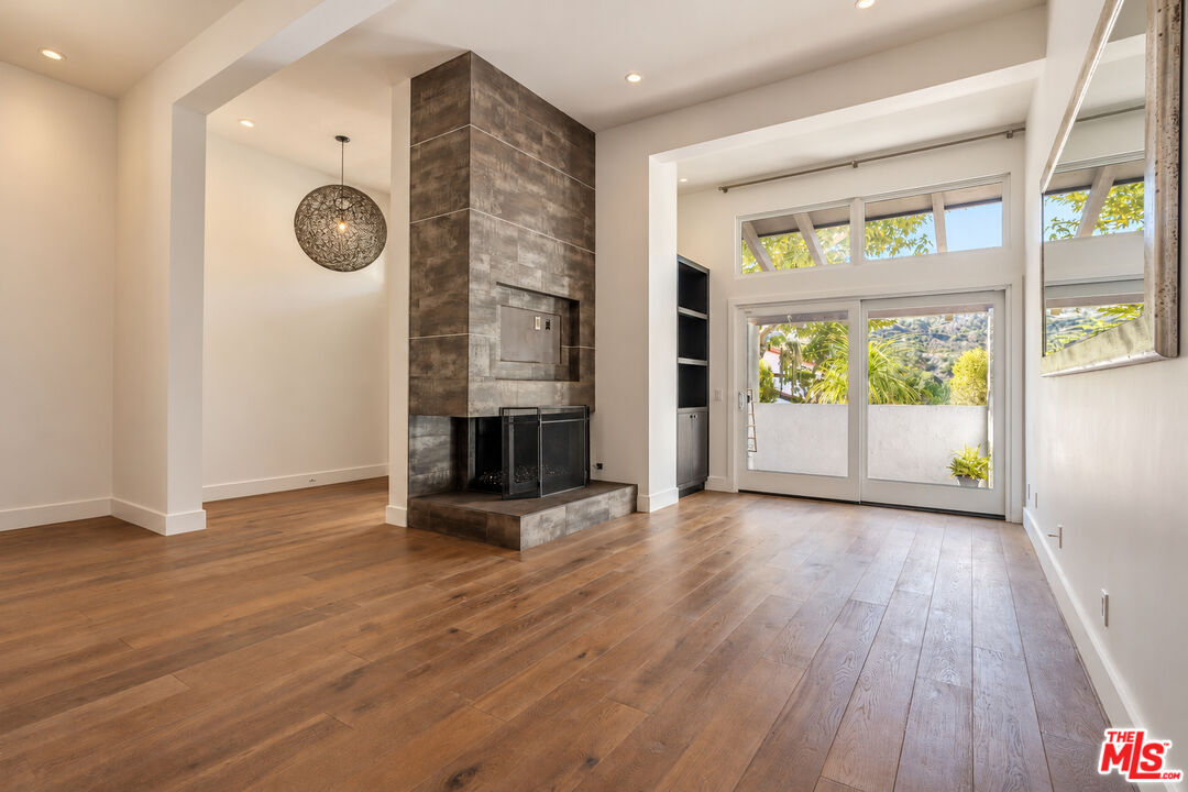 Property Photo: 1575 Michael Ln CA 90272