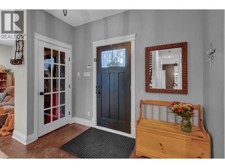 Property Photo: 5226 Cranbrook Hill Road BC V2M 7C4