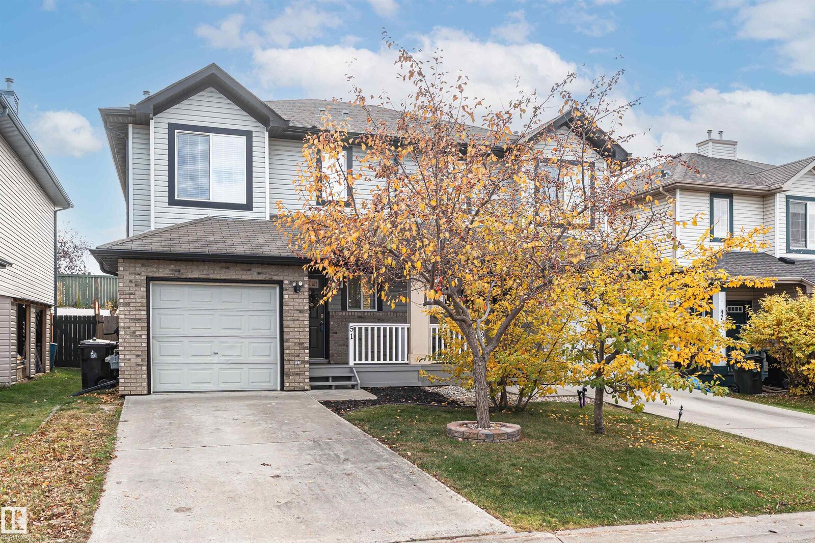 Property Photo: 51 Vaughn Avenue AB T7X 4R9