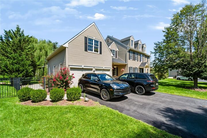 Property Photo: 39 Millbrook Court PA 18045