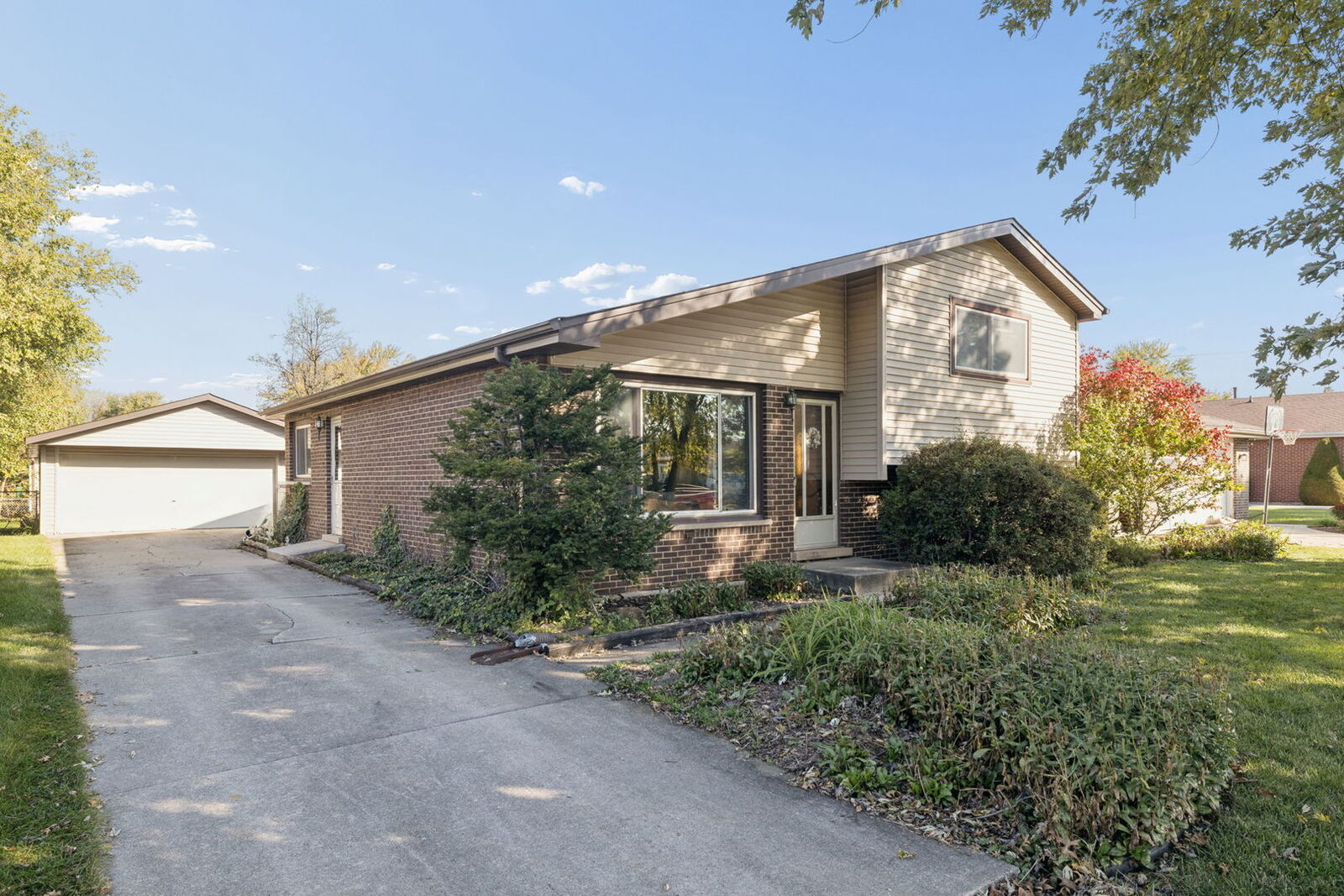 Property Photo: 6412 181st Street IL 60477