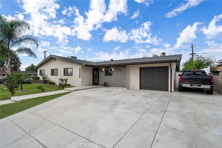 Property Photo:  930 N Riverside Avenue  CA 92376 