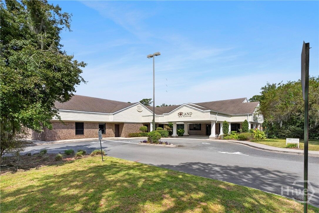 Property Photo:  1615 E Montgomery  GA 31406 