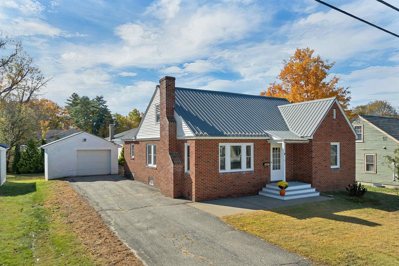 Property Photo: 31 Fairview Street NH 03246