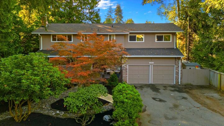 Property Photo: 8608 184th Street SW WA 98026