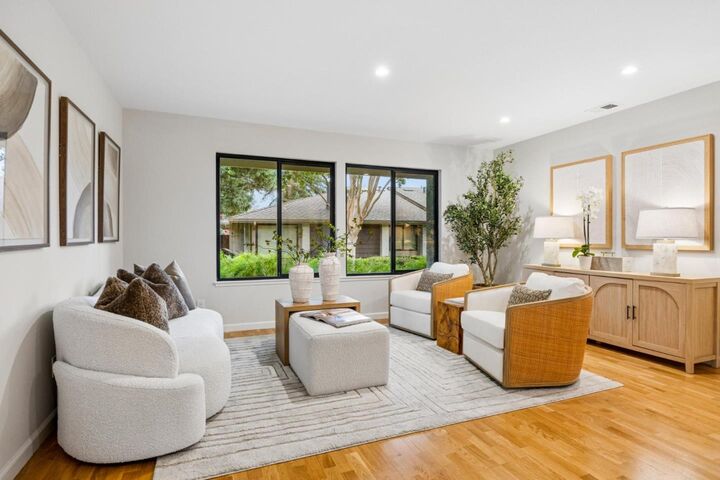 Property Photo:  1542 Easington Way  CA 95126 