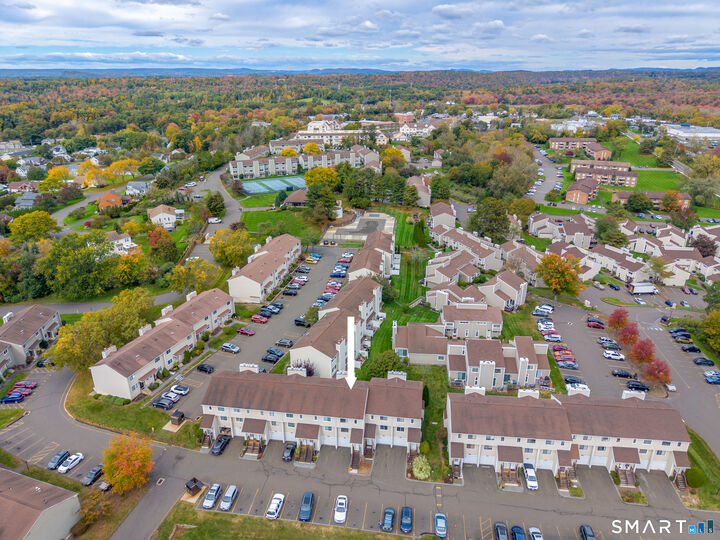 Property Photo:  306 Monticello Drive 306  CT 06405 