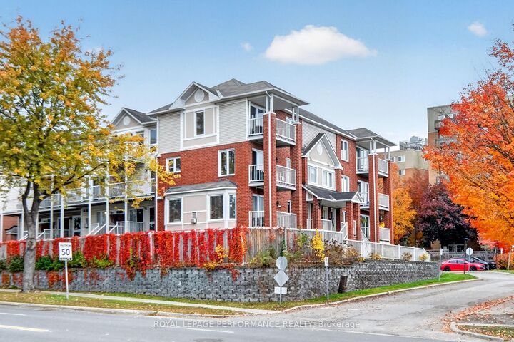 Property Photo: 1602 Locksley Lane ON K1J 1B6