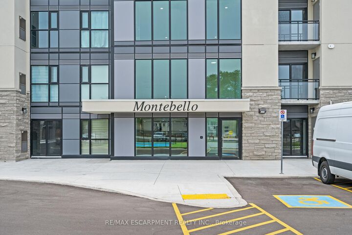 Property Photo:  50 Herrick Avenue Up 09  ON L2P 2T9 
