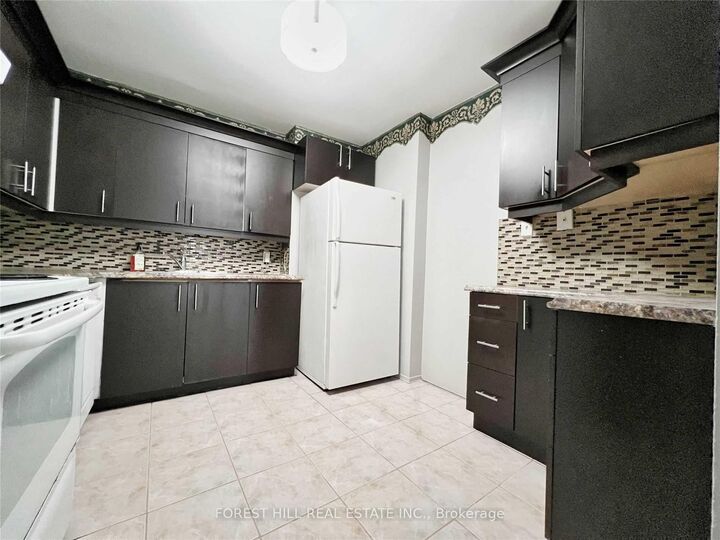 Property Photo:  3559 Eglinton Avenue 1506  ON M6M 5C6 