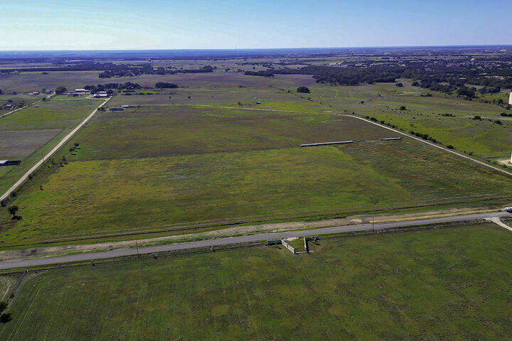 Property Photo: 2311 County Road 223 TX 76527
