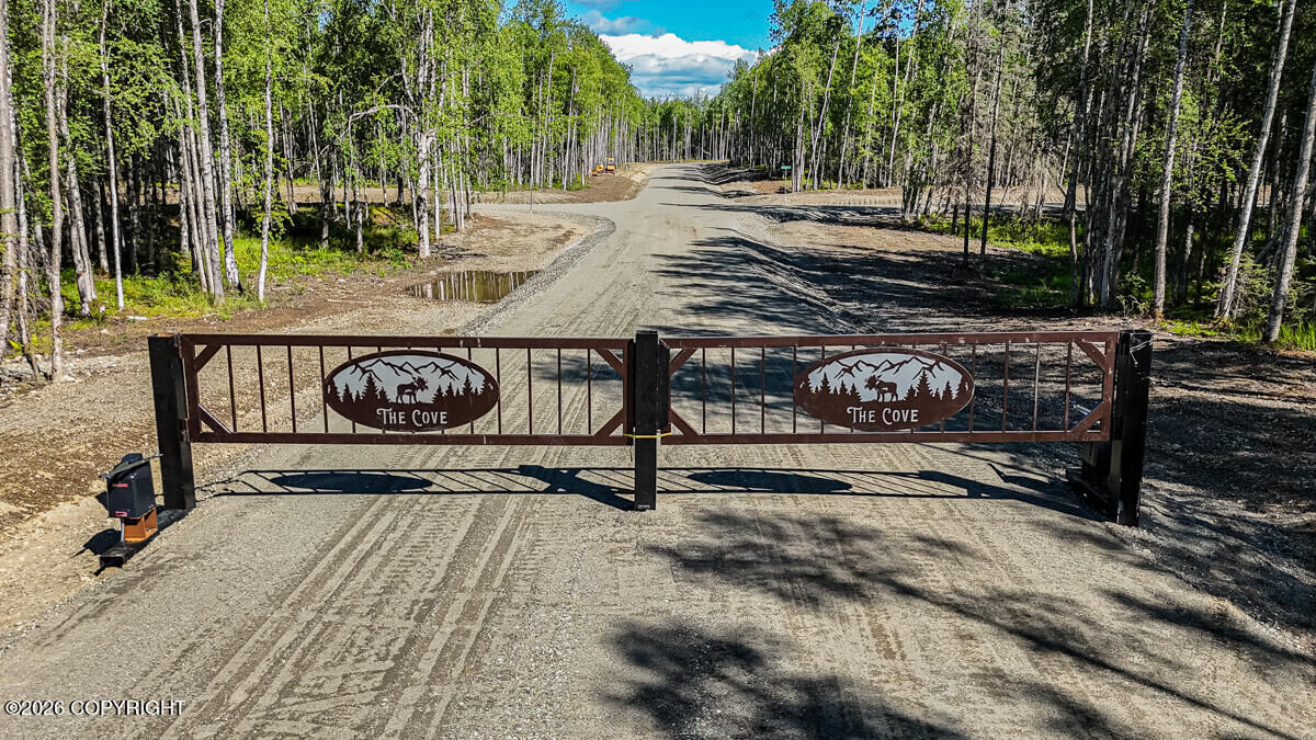 Property Photo:  L7 B1 N Shoreview Drive  AK 99688 