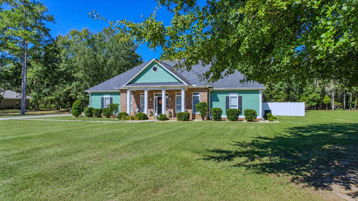 Property Photo: 1800 River Pointe Drive GA 31701