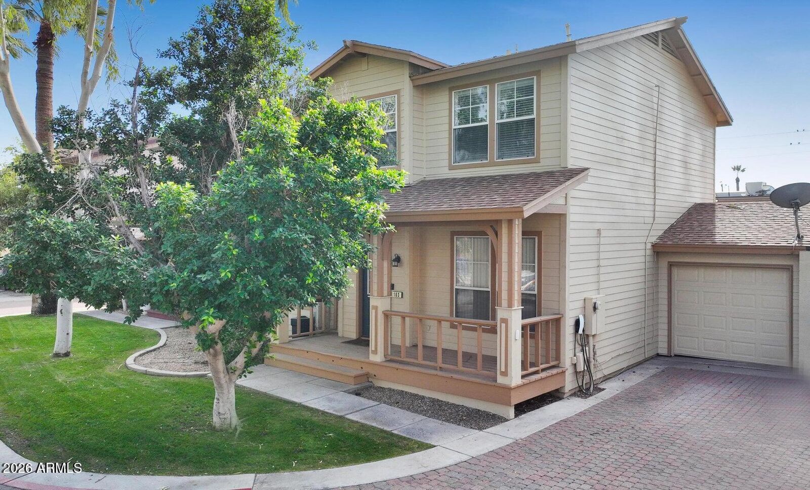 Property Photo: 942 S Ash Avenue 103 AZ 85281