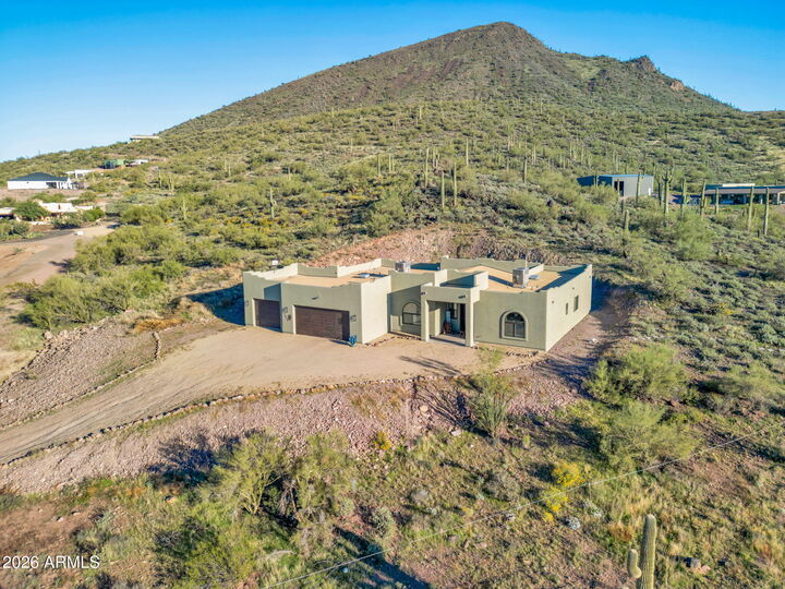Property Photo:  1825 E Honda Bow Road  AZ 85087 