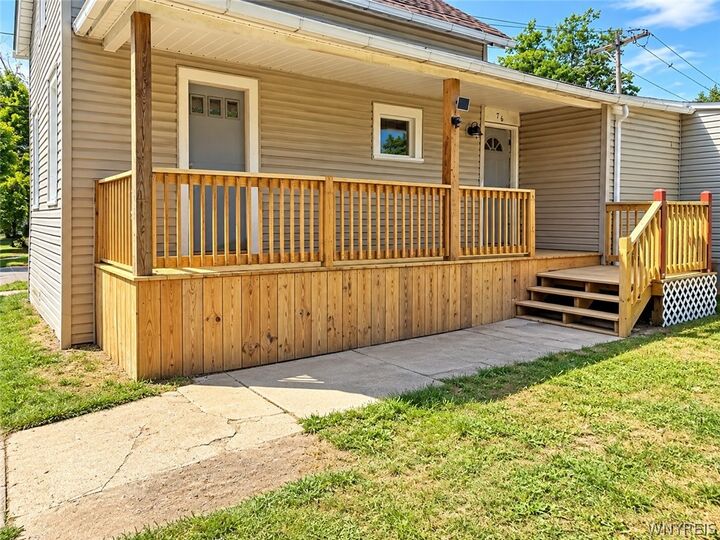 Property Photo:  76 E 6th Street  NY 14048 