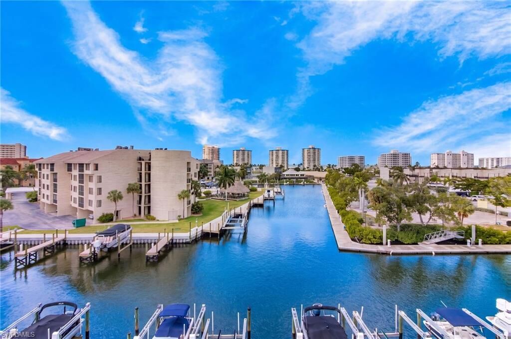 Property Photo:  4571 Bay Beach Ln 473  FL 33931 