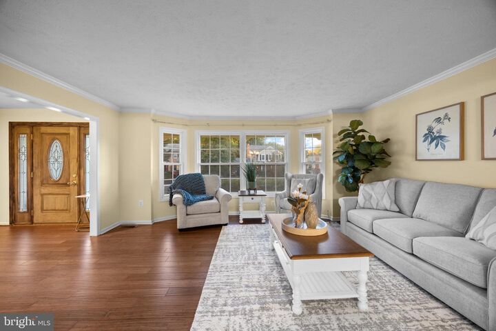 Property Photo:  203 Markwood Drive  VA 20165 