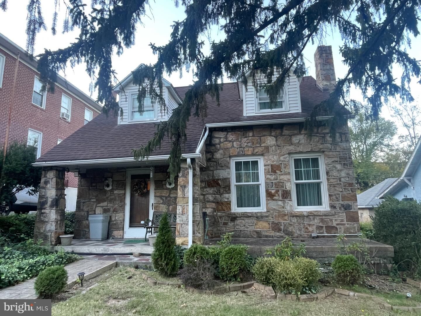 Property Photo: 813 Braddock Road MD 21502