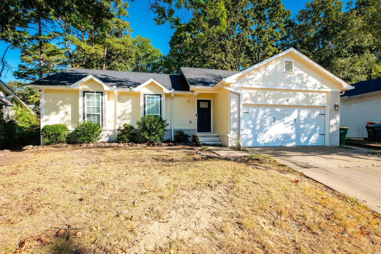 Property Photo:  8 Burkwood Drive  AR 72211 