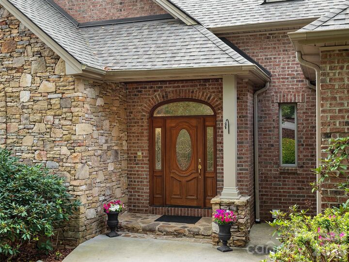 Property Photo:  612 Holt Lane  NC 28803 