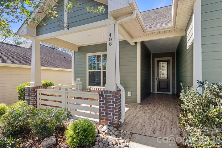 Property Photo:  488 Flat Rock Drive  NC 28037 