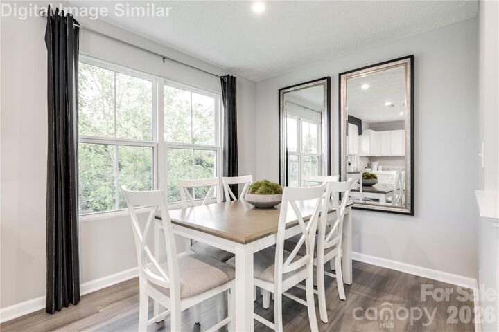 Property Photo: 307 Rigshaw Road NC 28216