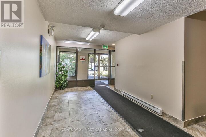 Property Photo:  1445 Huron Street 207  ON N5V 2E6 