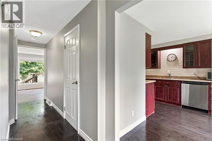 Property Photo: 432 Dunvegan Drive ON N2K 2C7