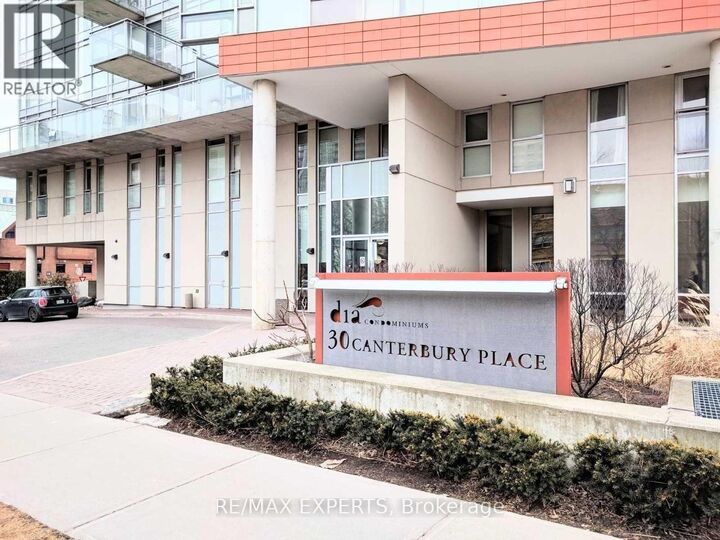Property Photo: 30 Canterbury Place 1509 ON M2N 0B9