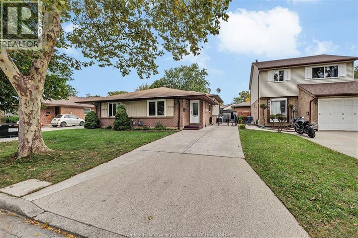 Property Photo: 3090 Fairlane Crescent ON N8W 4Y6