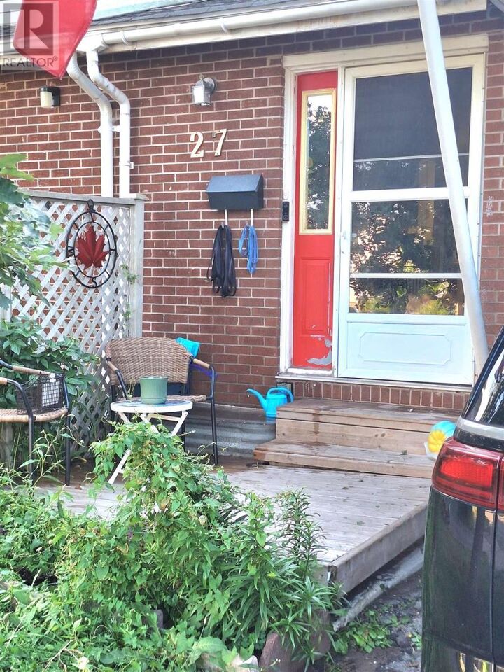 Property Photo: 27 Ferguson Ave ON P6B 3J3