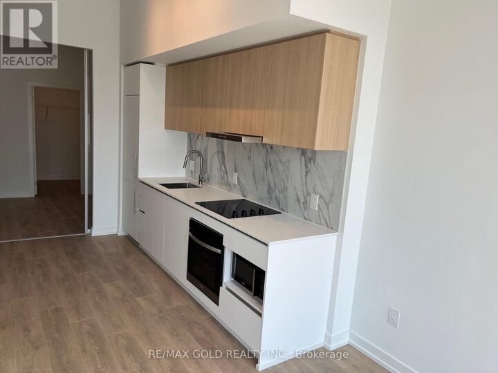 Property Photo:  1100 Sheppard Avenue West 110  ON M3K 0E4 