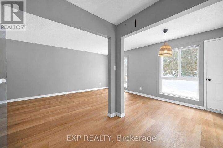 Property Photo:  2080 Ogilvie Road 11K  ON K1J 7N8 