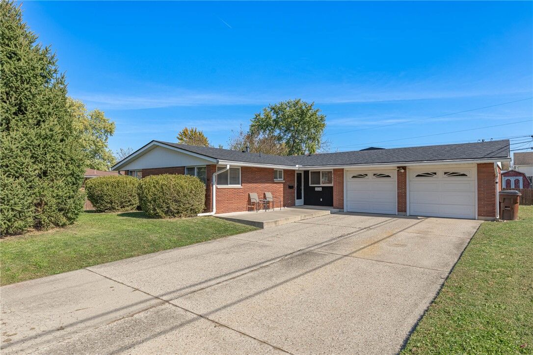 Property Photo:  1324 Mapleridge Drive  OH 45324 