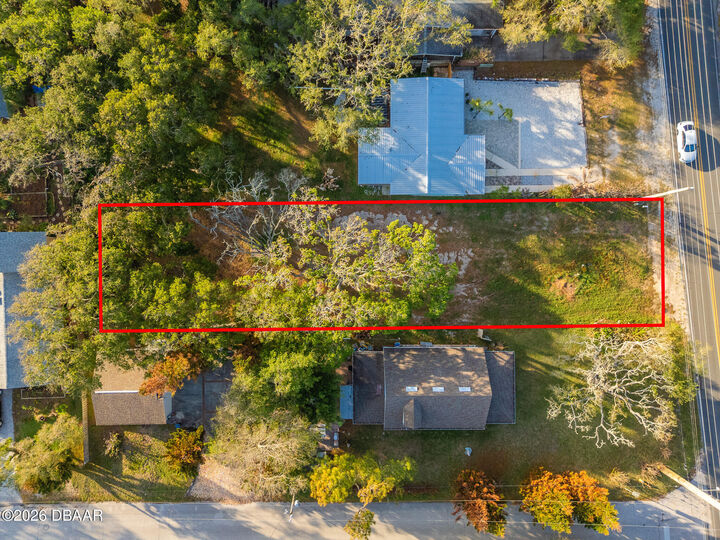 Property Photo:  2803 Saxon Drive  FL 32169 