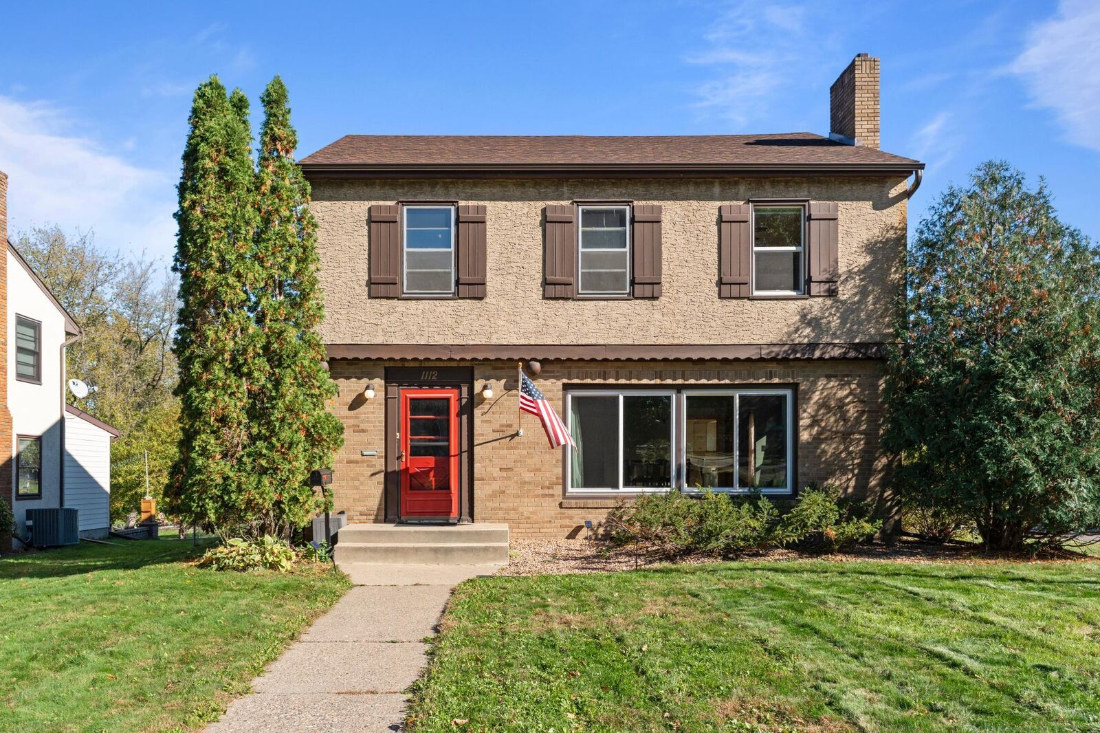 Property Photo:  1112 Seminole Avenue  MN 55118 