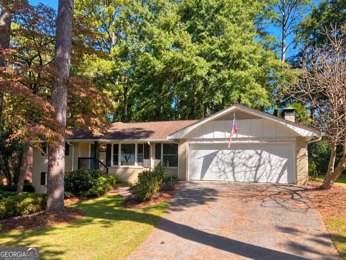 Property Photo: 2255 Lavista Woods Drive GA 30084