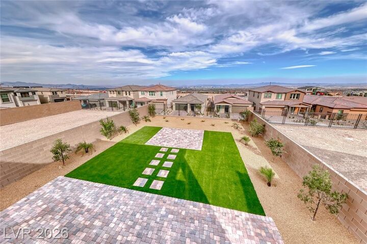 Property Photo: 560 Preston Oak Place NV 89138