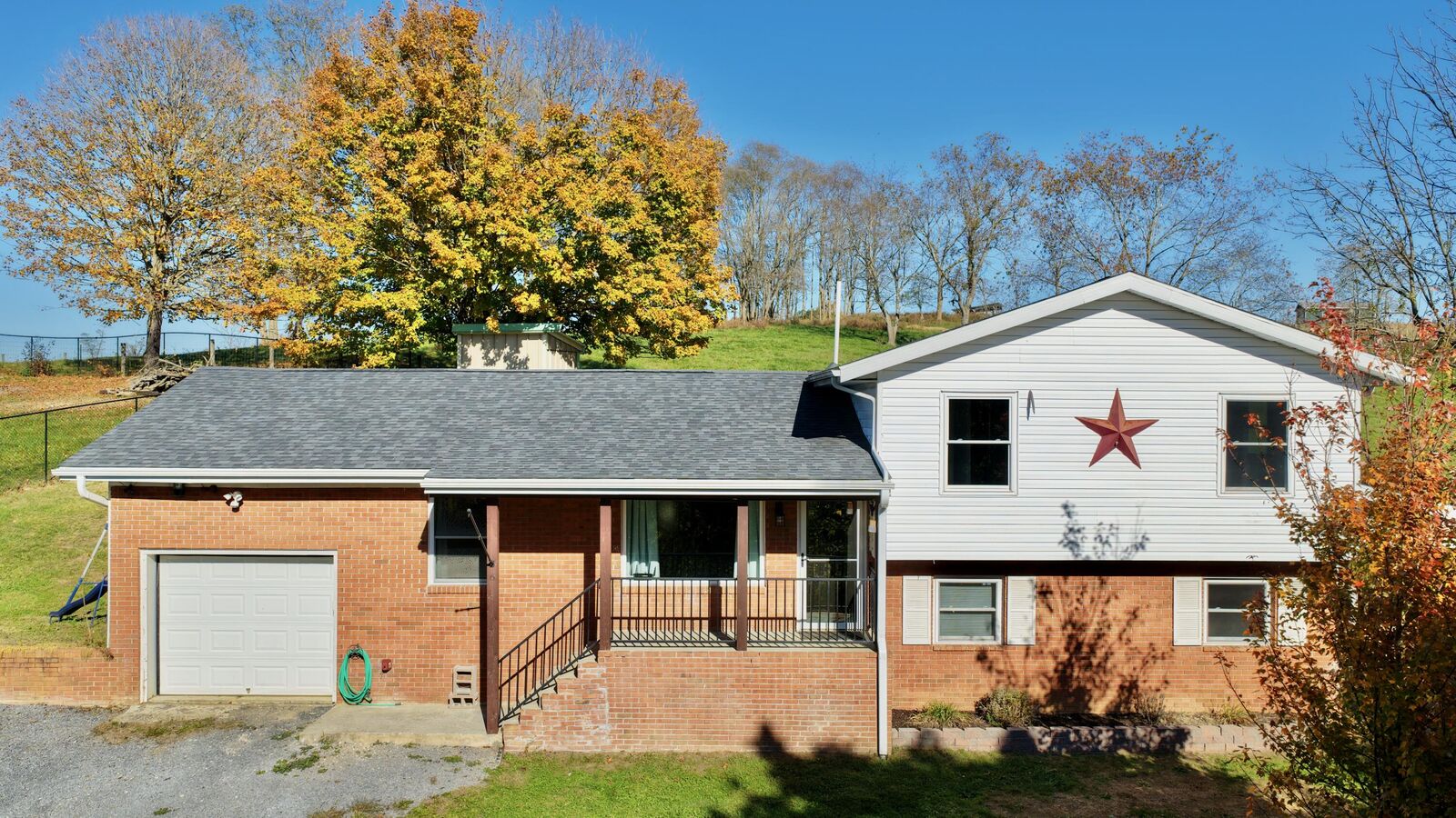 Property Photo: 6 Walnut Ln WV 24983