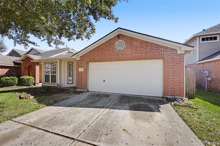 Property Photo: 2506 Montana Blue Drive TX 77373