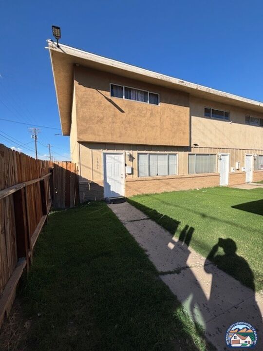 Property Photo:  1862 S 4th St  CA 92243 