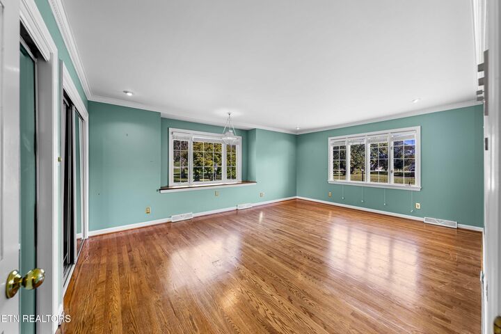 Property Photo:  186 Shetland Rd  TN 37766 