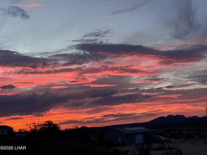 Property Photo: 16712 S Lawton Rd AZ 86438