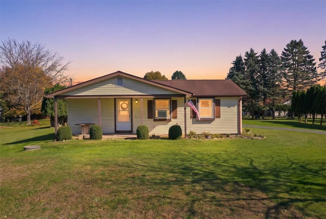 Property Photo:  1385 Morgan Hill Road  PA 18042 