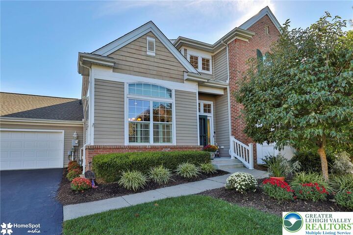 Property Photo: 877 Sonoma Lane PA 18040